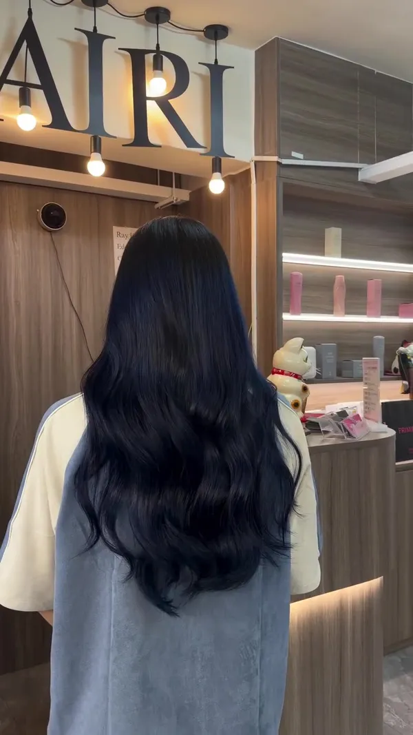 hairi_ruby ##babylights ##hairdye ##earringdye 髮型美甲作品