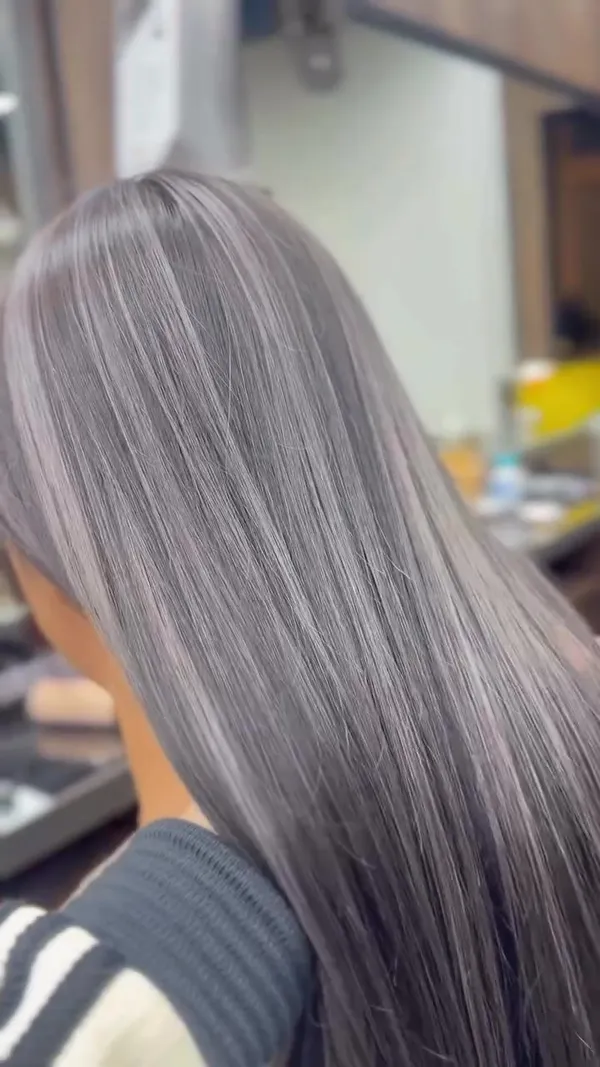 hair_zarrukchan ##YuenLongHairStylist ##FemaleHairStylist ##LineColoring hair & nail work