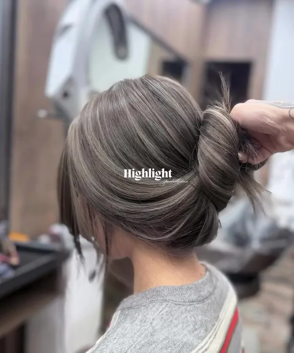hair_zarrukchan ##highlight ##highlights ##bleachinganddyeing 髮型美甲作品