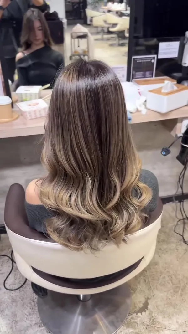 hair_wing ##hkig ##cwb ##cwbsalon 髮型美甲作品