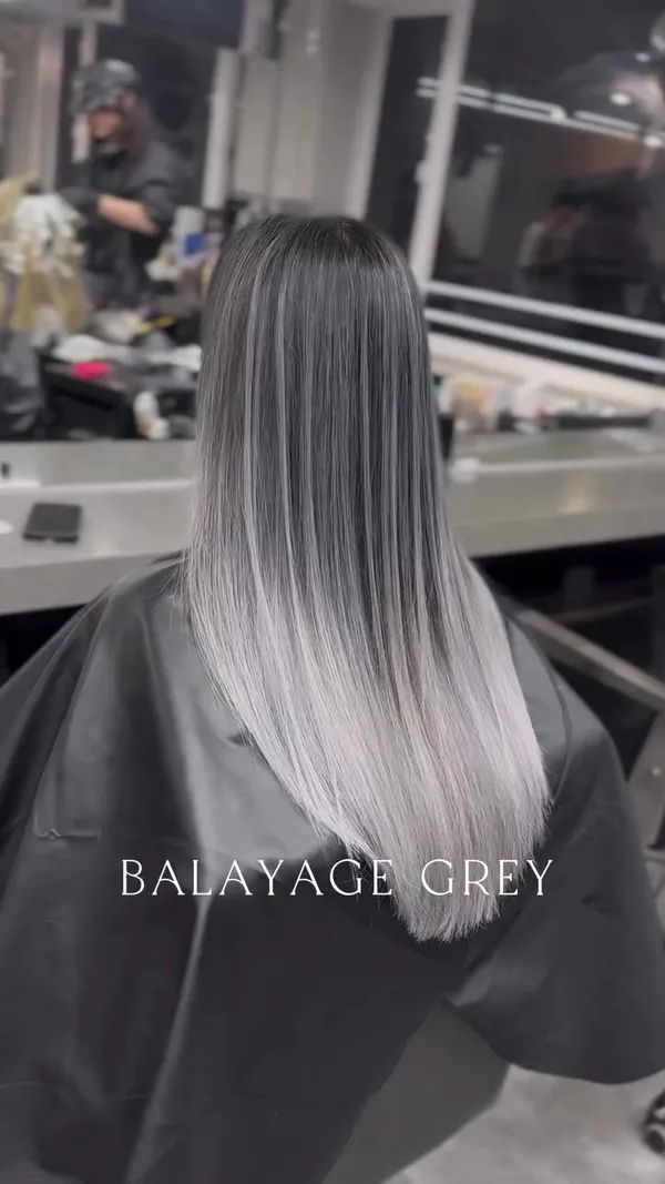 by_travis.c ##balayage ##earloopdye ##hairdye 髮型美甲作品
