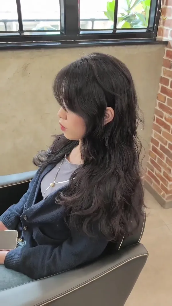 ##TsimShaTsuiHairSalon ##TsimShaTsuiFemaleHairstylist ##LayeredCut 髮型美甲作品