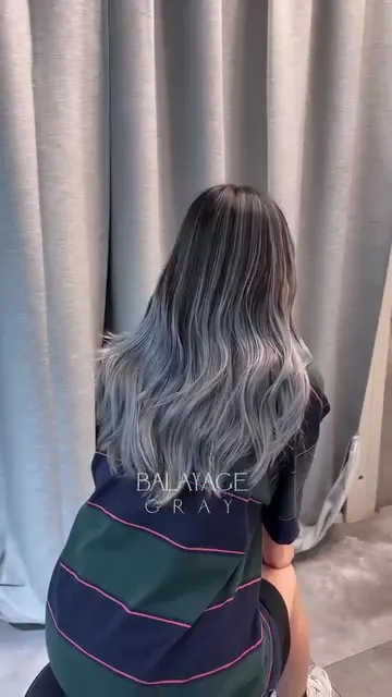 by_travis.c ##balayage ##earloopdye ##hairdye 髮型美甲作品