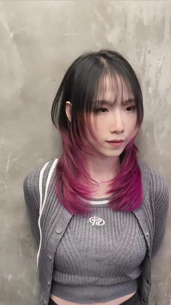 ##TsimShaTsuiHairSalon ##TsimShaTsuiFemaleHairstylist ##MistyHairColor 髮型美甲作品