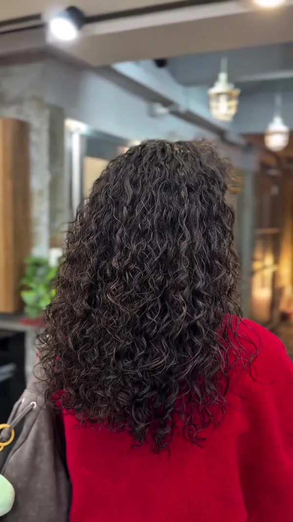 ##MongKokHairSalon ##MongKokPerm ##WoolCurl 髮型美甲作品