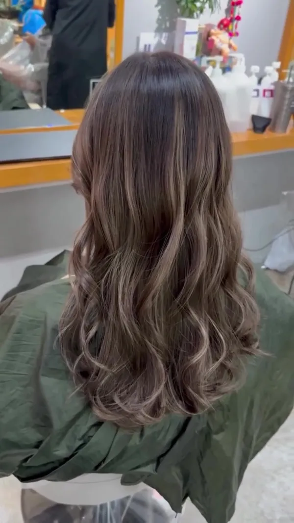 ##HairColoring ##MistyHairColor ##Gradient 髮型美甲作品