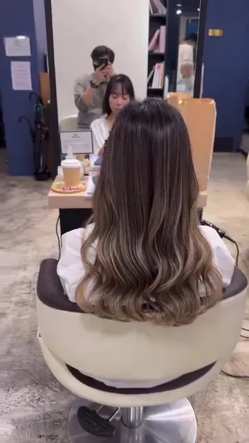 hair_wing ##hkig ##cwb ##cwbsalon 髮型美甲作品