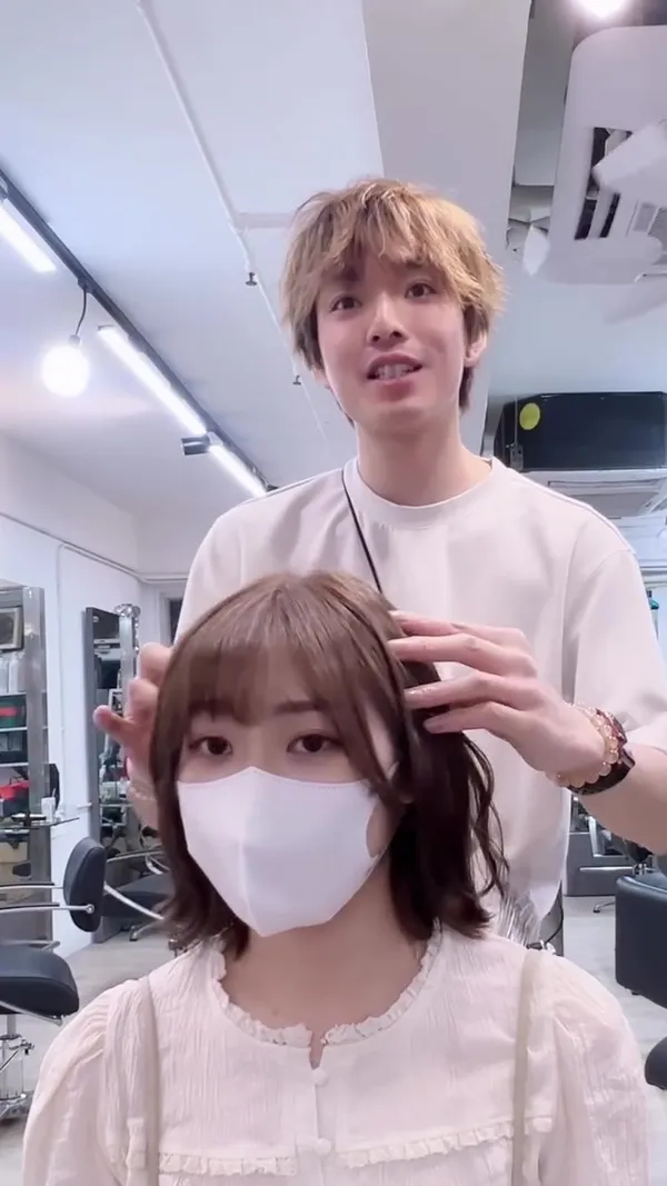 kuro.hair.stylist hair & nail work