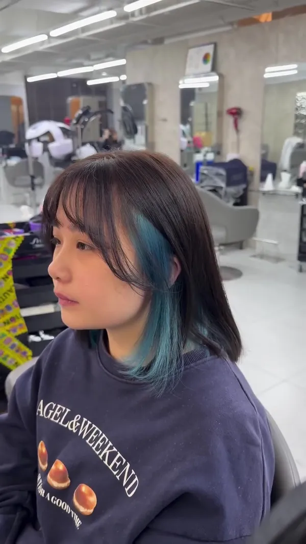 skyhair_stylist.hk ##京喚羽修護 ##黑曜光感護髪 ##hkhair 髮型美甲作品