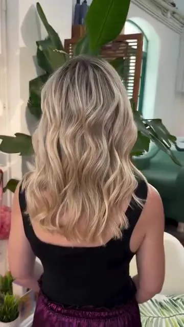 ##blonde ##blondehair ##highlights 髮型美甲作品