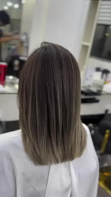 ##balayage ##gradientbleaching ##beigegray 髮型美甲作品