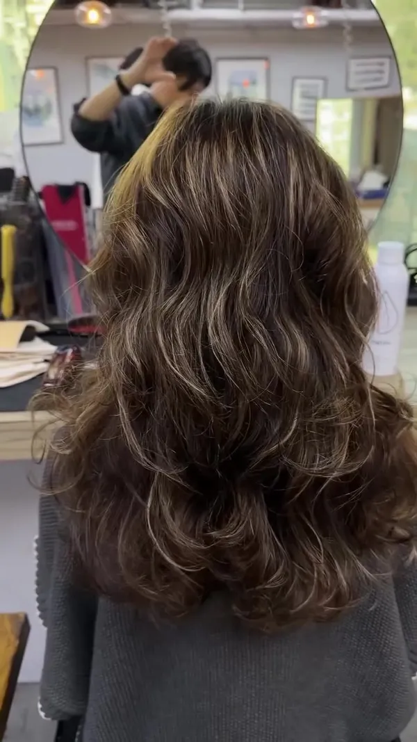 ##IndiscriminatePhysicalPerm ##IndiscriminateSimultaneousTreatment ##LowSofteningPhysicalPerm 髮型美甲作品