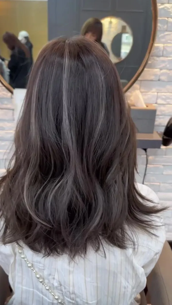 ##BleachDye ##HighlightDye ##LightDye 髮型美甲作品