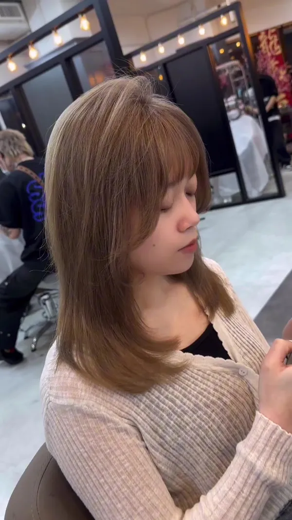 ##FemaleHairstylist ##HairColoringRecommendation ##HairBleaching 髮型美甲作品