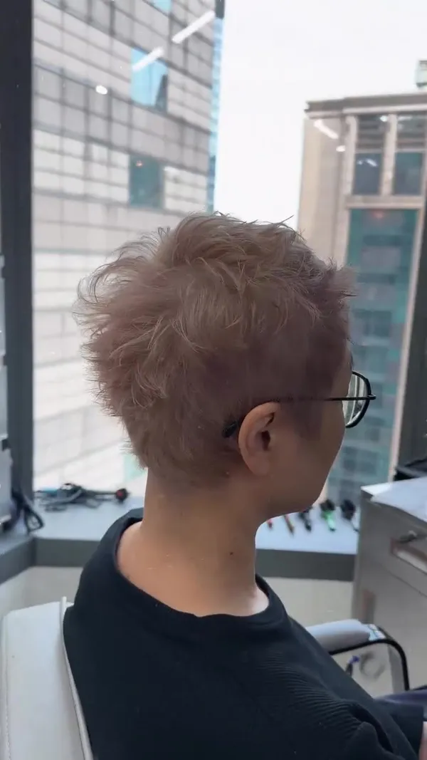 ##CausewayBaySalon ##HongKongHaircut ##WomenHairstyles 髮型美甲作品