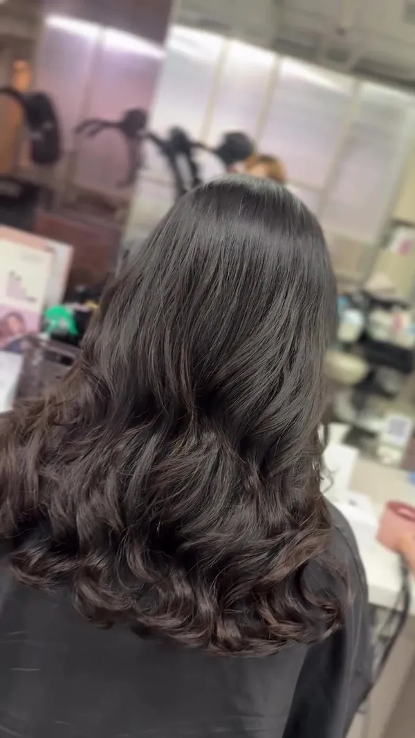 ##goldilocks ##HongKongStyleStylingPerm ##RootPerm 髮型美甲作品