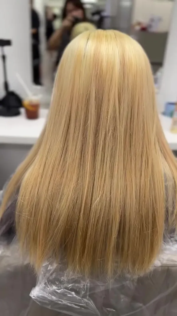 ##Bleaching ##Milk ##TsimShaTsuiHairSalon 髮型美甲作品