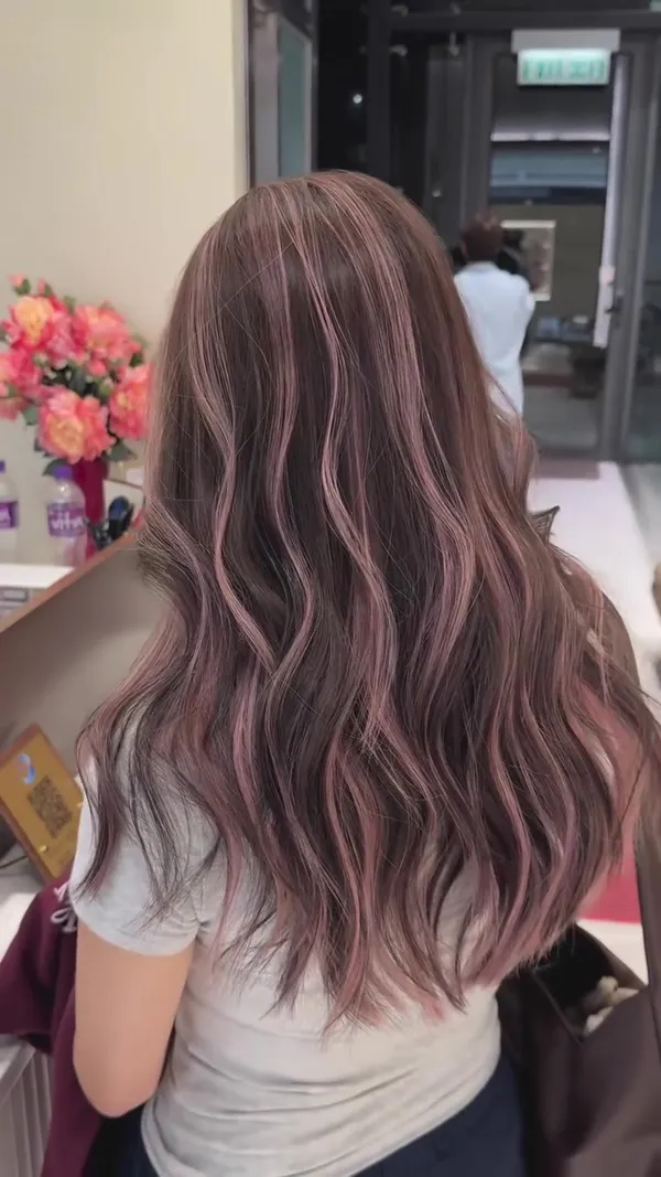 ##LighteningDye ##Gradient ##Highlights 髮型美甲作品