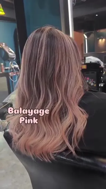 ##HairstylistRecommendation ##BalayageRecommendation ##GradientColor 髮型美甲作品
