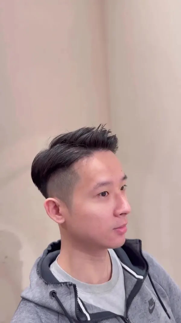 ##BestPlacesForAHaircut 髮型美甲作品