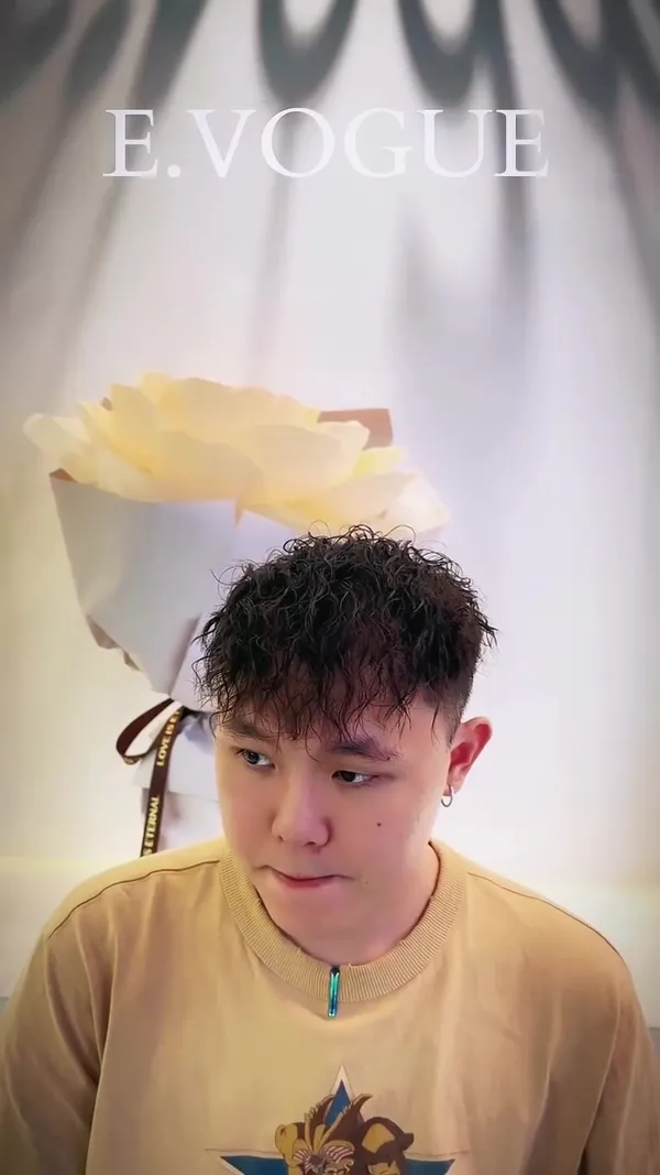 ##johor ##hairstylistlife ##mensfashion 髮型美甲作品