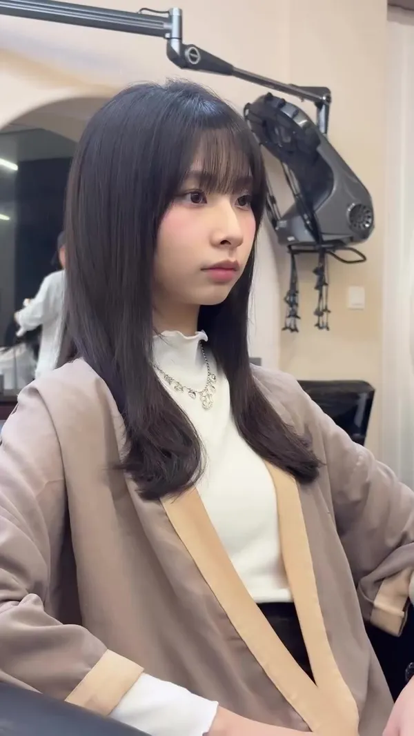 ##Bangs ##AirBangs ##Hairstyle 髮型美甲作品