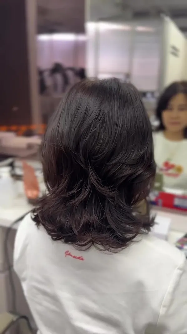 ##goldilocks ##HongKongStylePerm ##MorganPerm 髮型美甲作品
