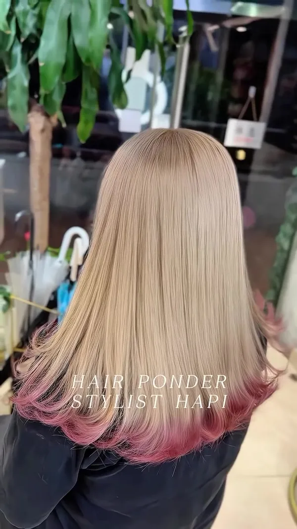 ##Ladies ##Ombre ##TsuenWanHairSalon 髮型美甲作品