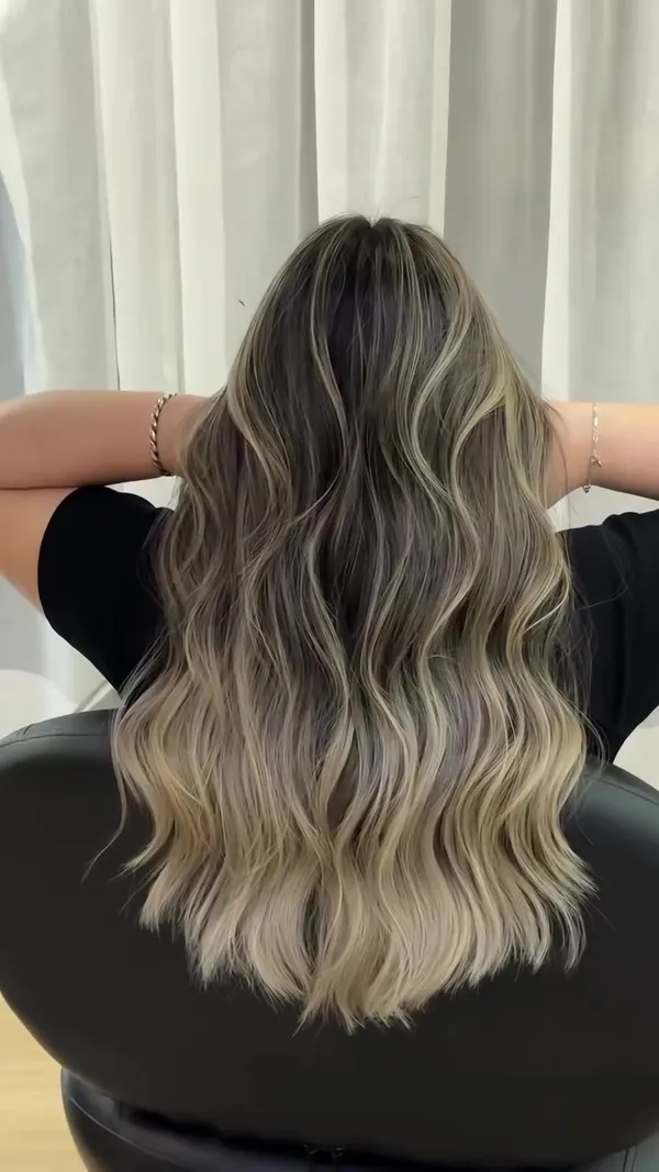 ##ParisianBalayage ##HongKongParisianBalayage ##CentralHairDyeing 髮型美甲作品