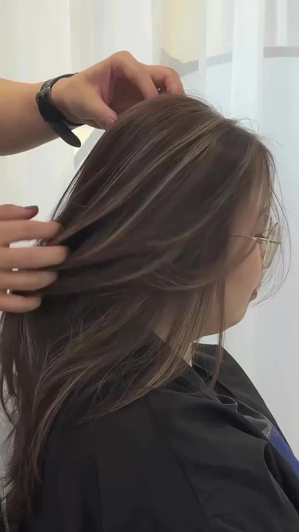 ##HongKongParisBalayage ##Highlight ##LineDyeing 髮型美甲作品