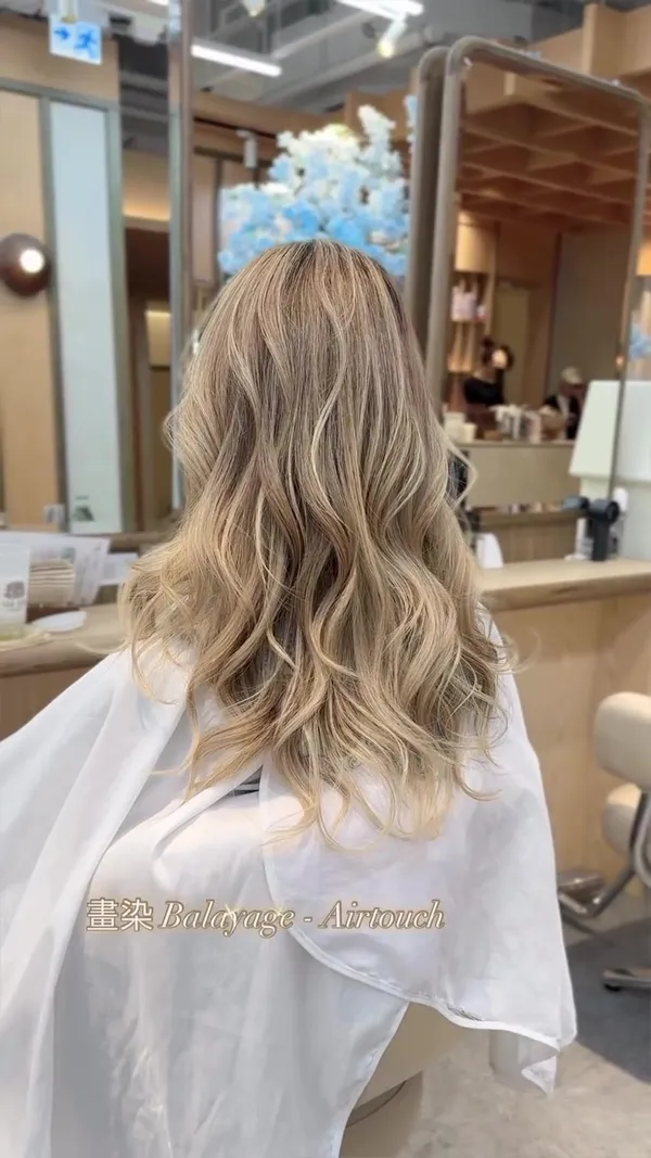 ##HairStylistDaily ##HongKongSalon ##HongKongHairStylist 髮型美甲作品