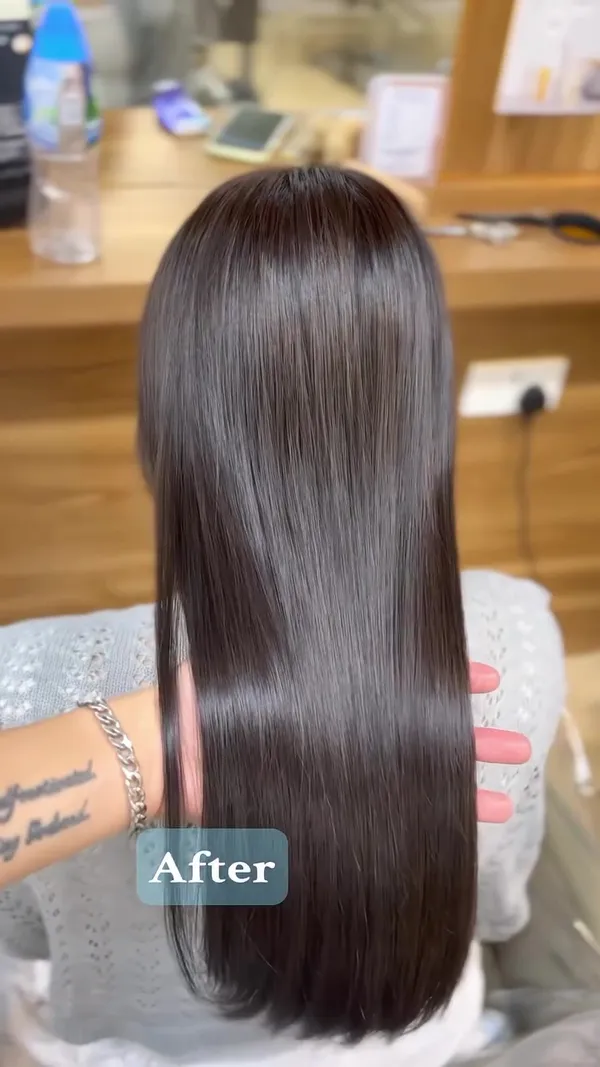 ##AiryStraightHair ##MirrorGlossTreatment ##NaturalCurlSavior 髮型美甲作品