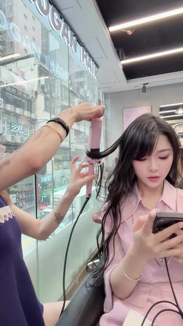 ##HongKongFemaleHairstylist ##CausewayBaySalon ##WomenHairstyles 髮型美甲作品