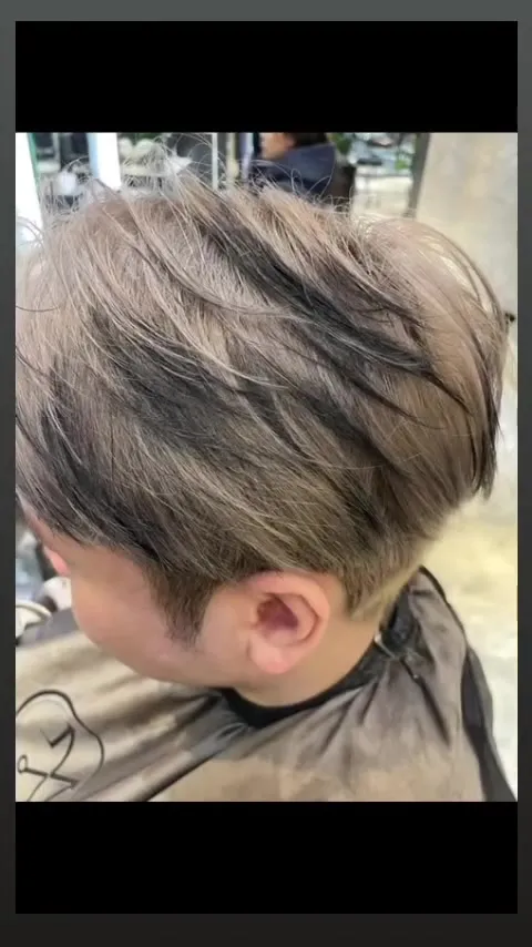 ##highlights ##染色 ##hairstyledesign 髮型美甲作品