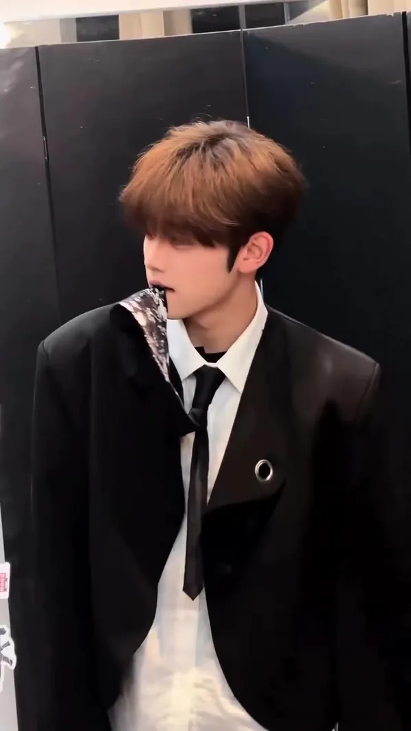 ##香港男士hairstyle ##香港男士发型设计 ##香港 髮型美甲作品