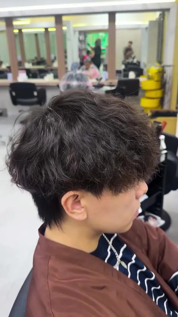##男士燙髮 ##束狀紋理燙 ##錫紙燙 髮型美甲作品