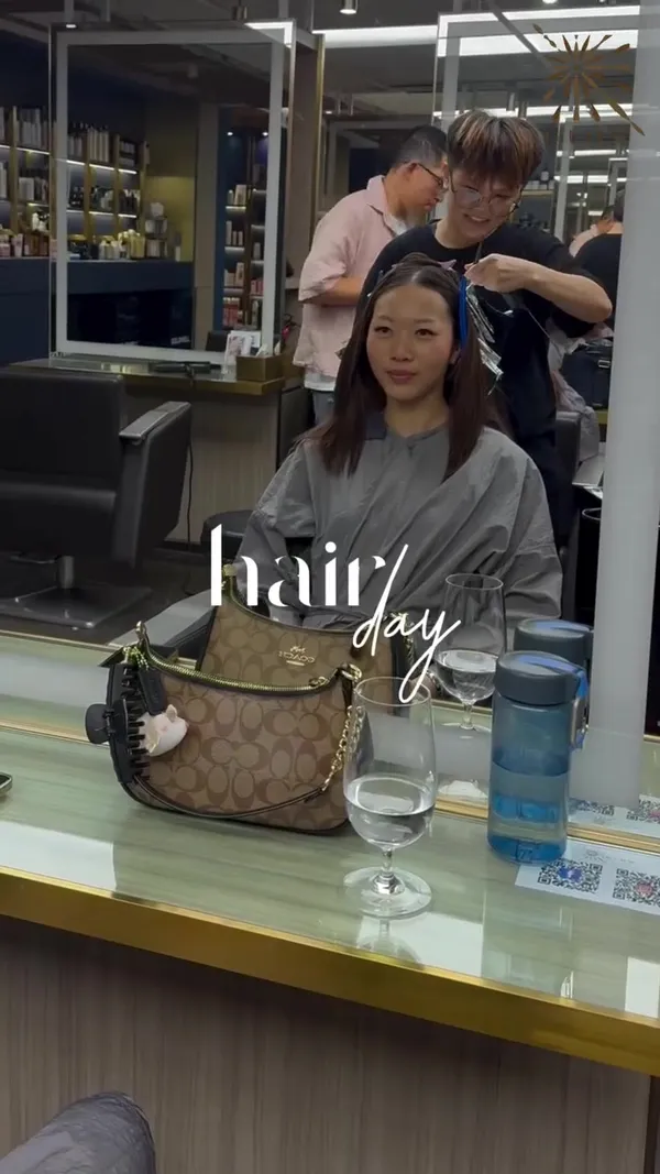 ##GlowHK ##CentralHongKong ##HongKongSalon 髮型美甲作品