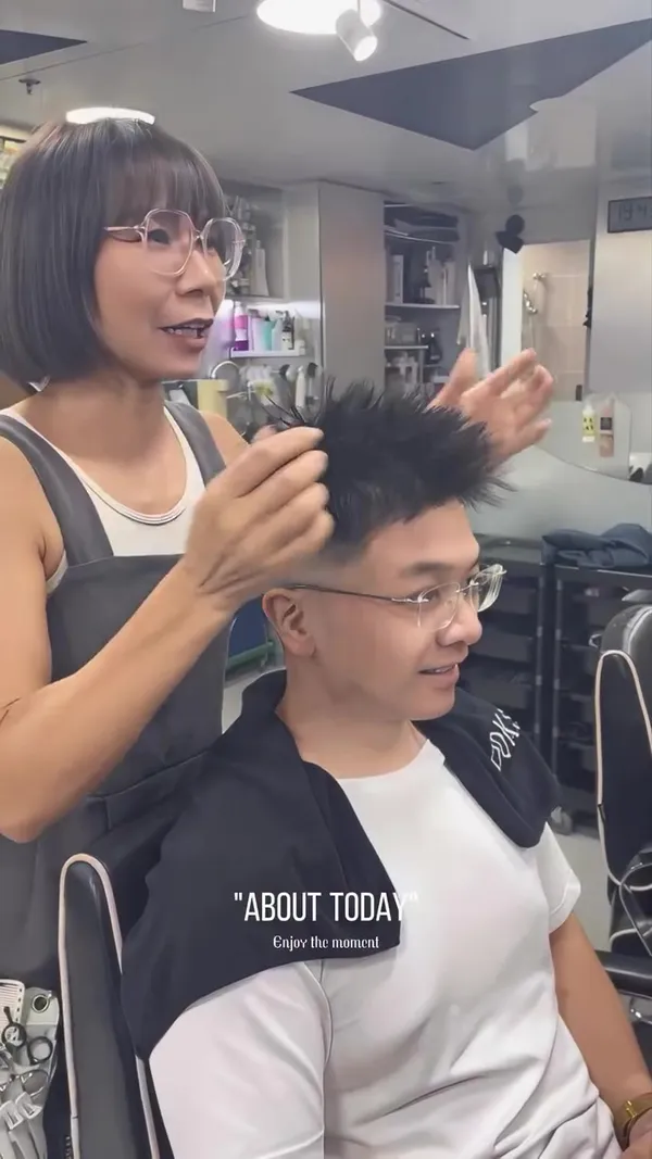 ##水光鏡面護理 ##WinHairStylist ##TaiPoSalon 髮型美甲作品