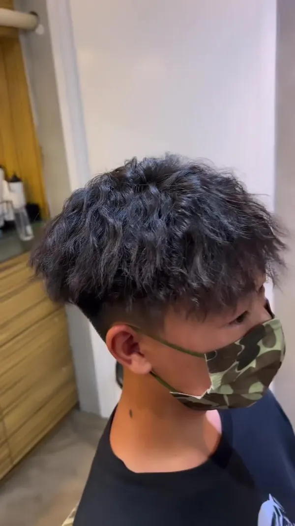 ##YuenLongHairstylist ##KoreanPerm ##StraighteningTreatment 髮型美甲作品