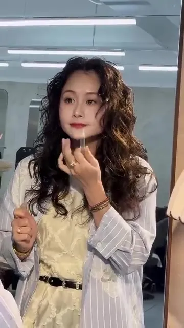 here__attitude 髮型美甲作品