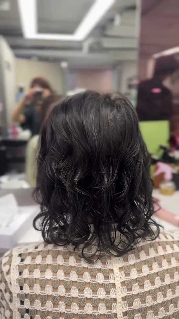 ##goldilocks ##HongKongStylePerm ##MorganPerm 髮型美甲作品