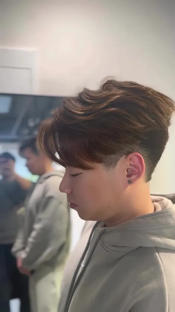 ##HongKongHairstylist ##FoshanBarberShop ##KwunTongBarberShop 髮型美甲作品