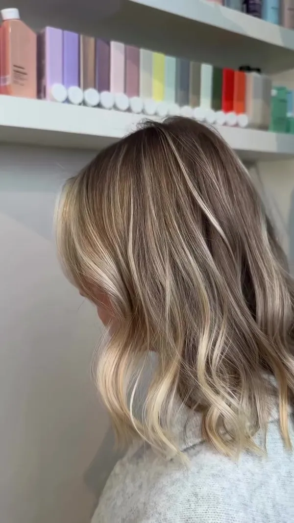 ##blonderefresh ##blondehair ##hairgoals 髮型美甲作品