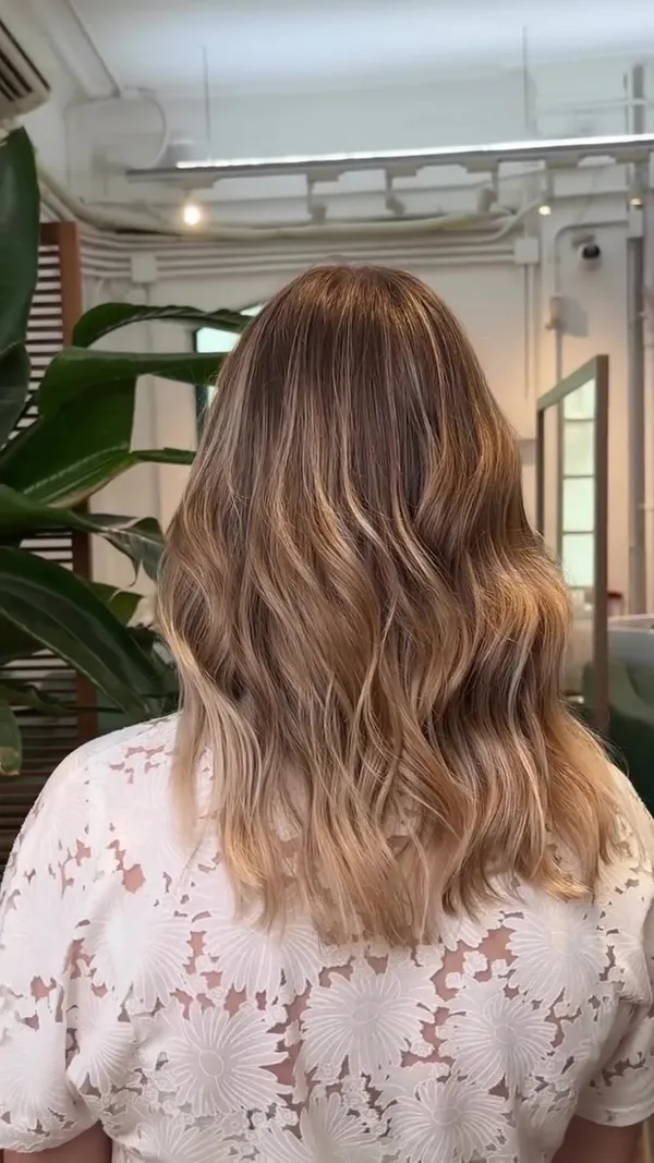 ##BalayageRefresh ##SeamlessBlend ##NaturalBalayage 髮型美甲作品