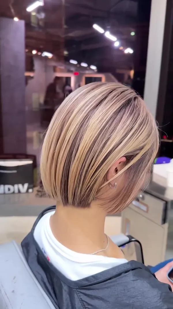 ##CausewayBaySalon ##HongKongHaircut ##WomenHairstyle 髮型美甲作品