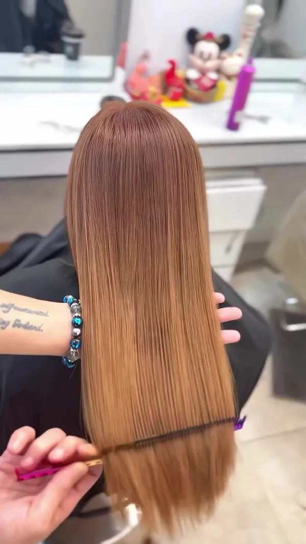 ##MirrorGlossHairTreatment ##SaviorForNaturallyCurlyHair ##BleachedDamagedHairRepair 髮型美甲作品