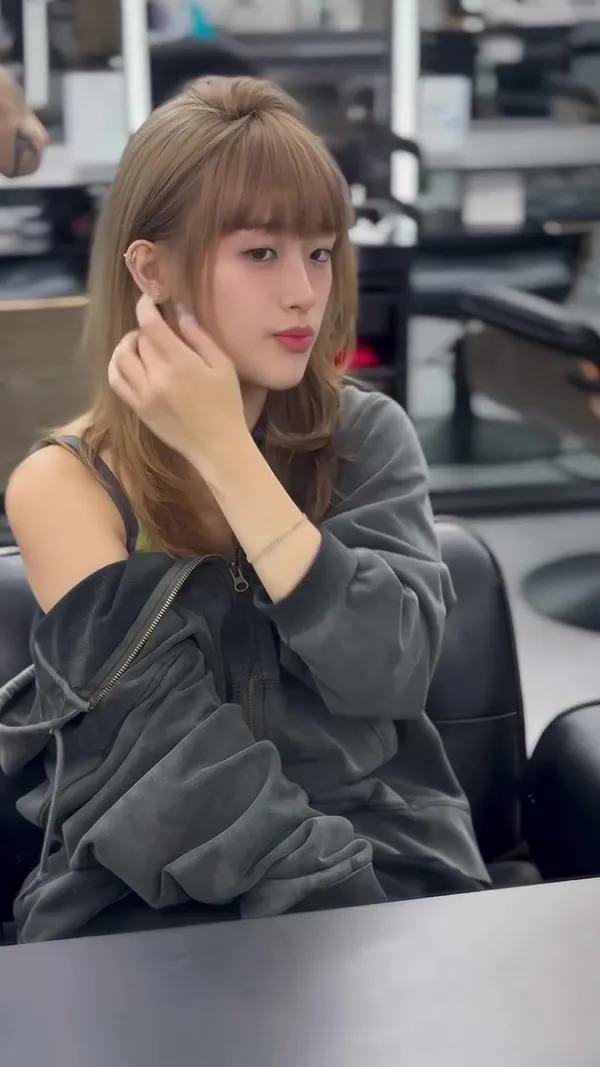 ##Tsim ##hairstylist ##女士hairstyle 髮型美甲作品