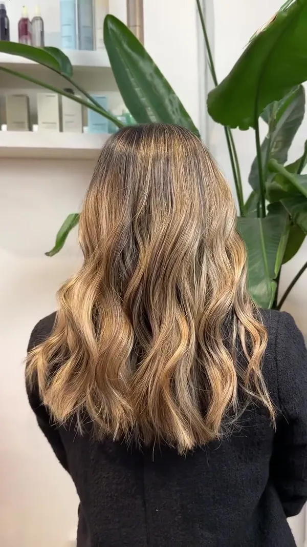 ##LoveHairHK ##HKHairColour ##ColourChange 髮型美甲作品