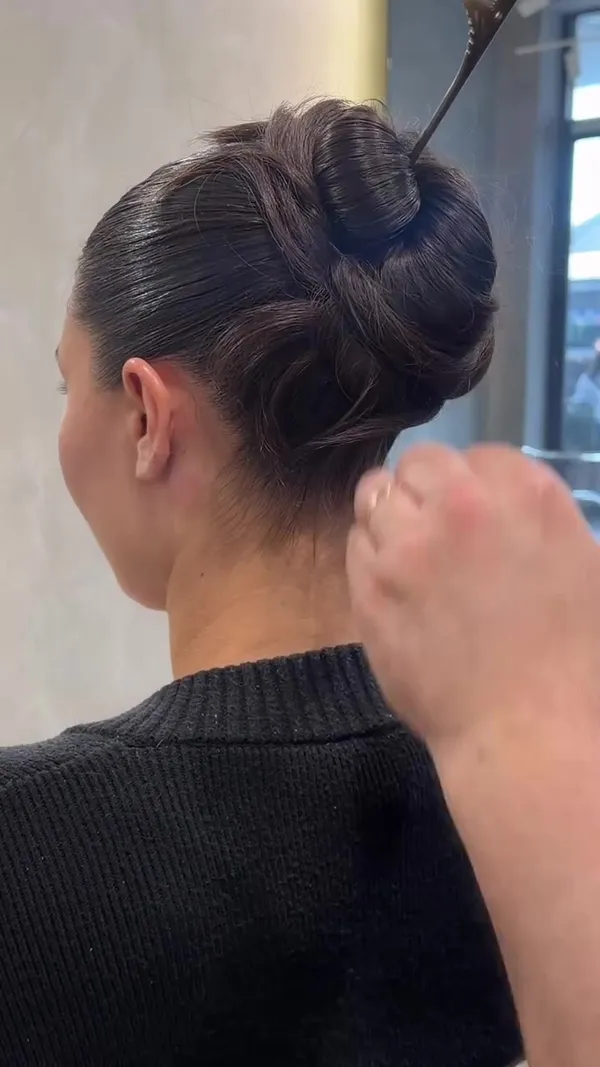 ##TecniArt ##AirFixAntiFrizz ##updo 髮型美甲作品