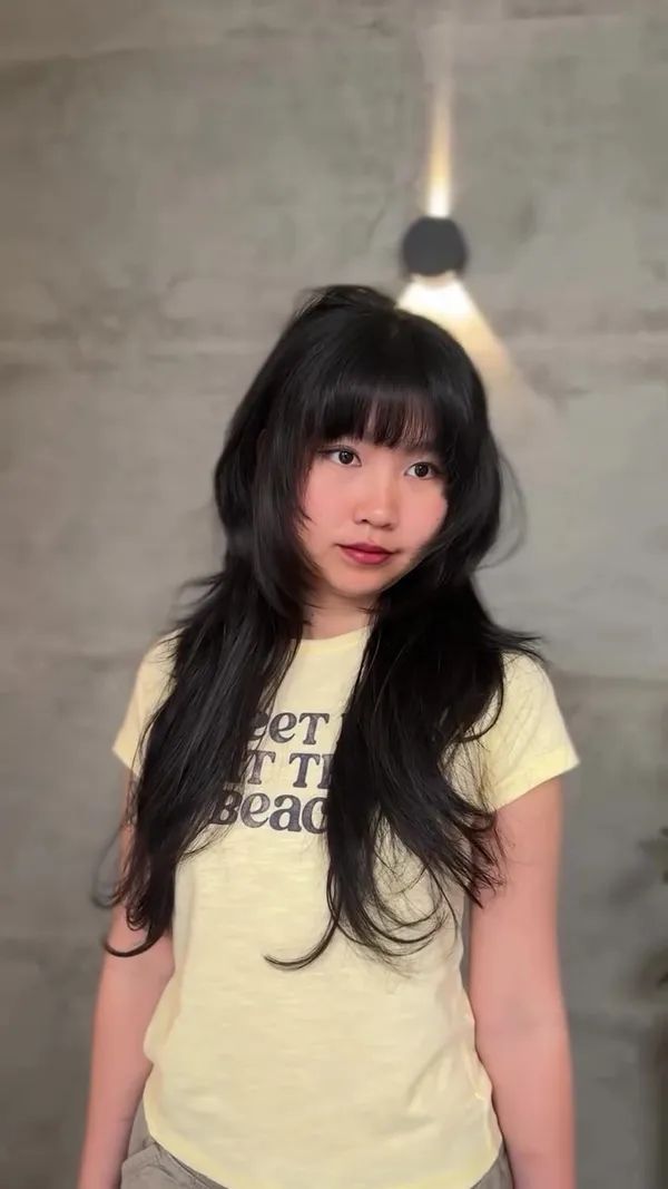##hushcut ##faceframing ##longlayeredhaircut 髮型美甲作品